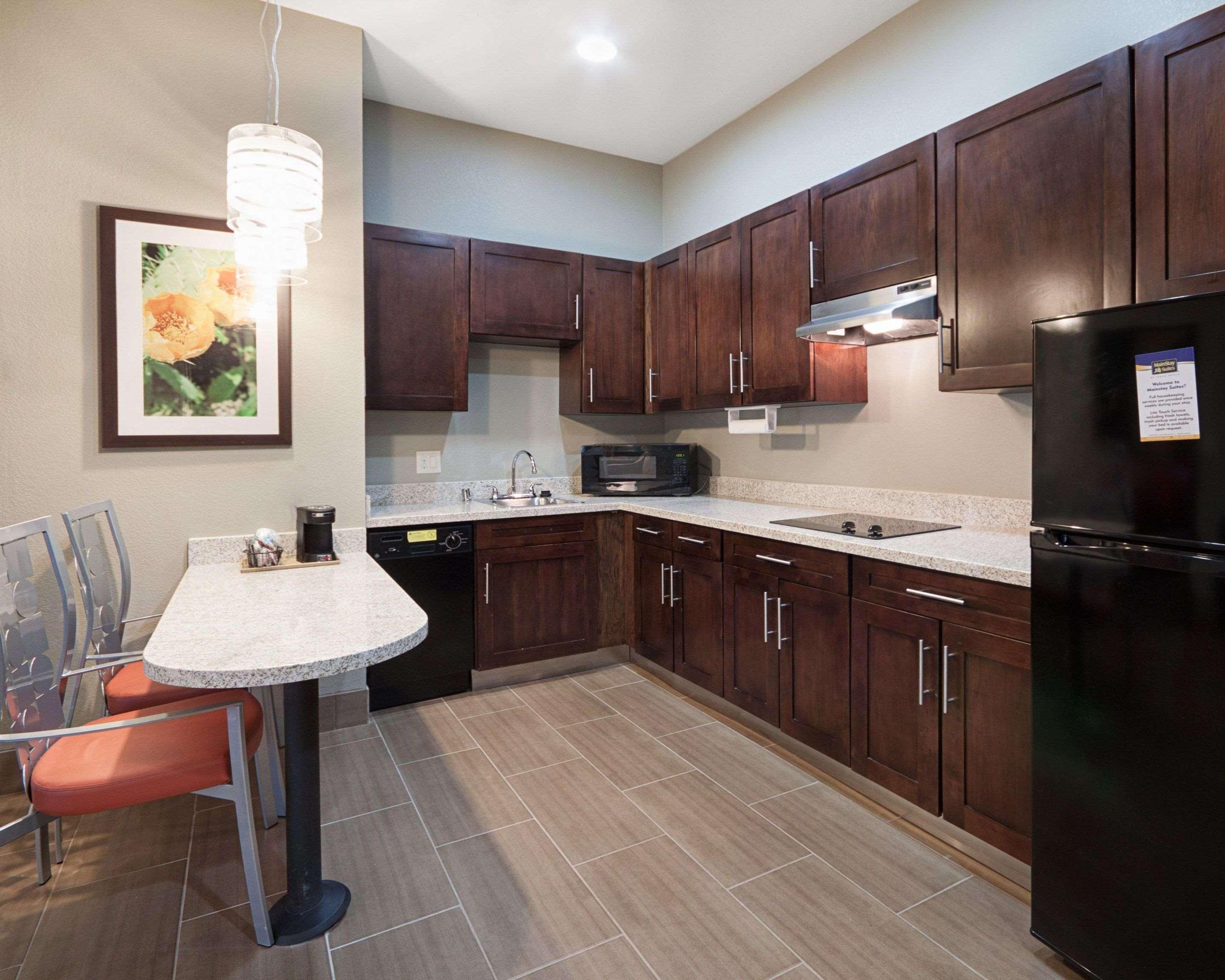 Mainstay Suites Hobbs Exterior photo