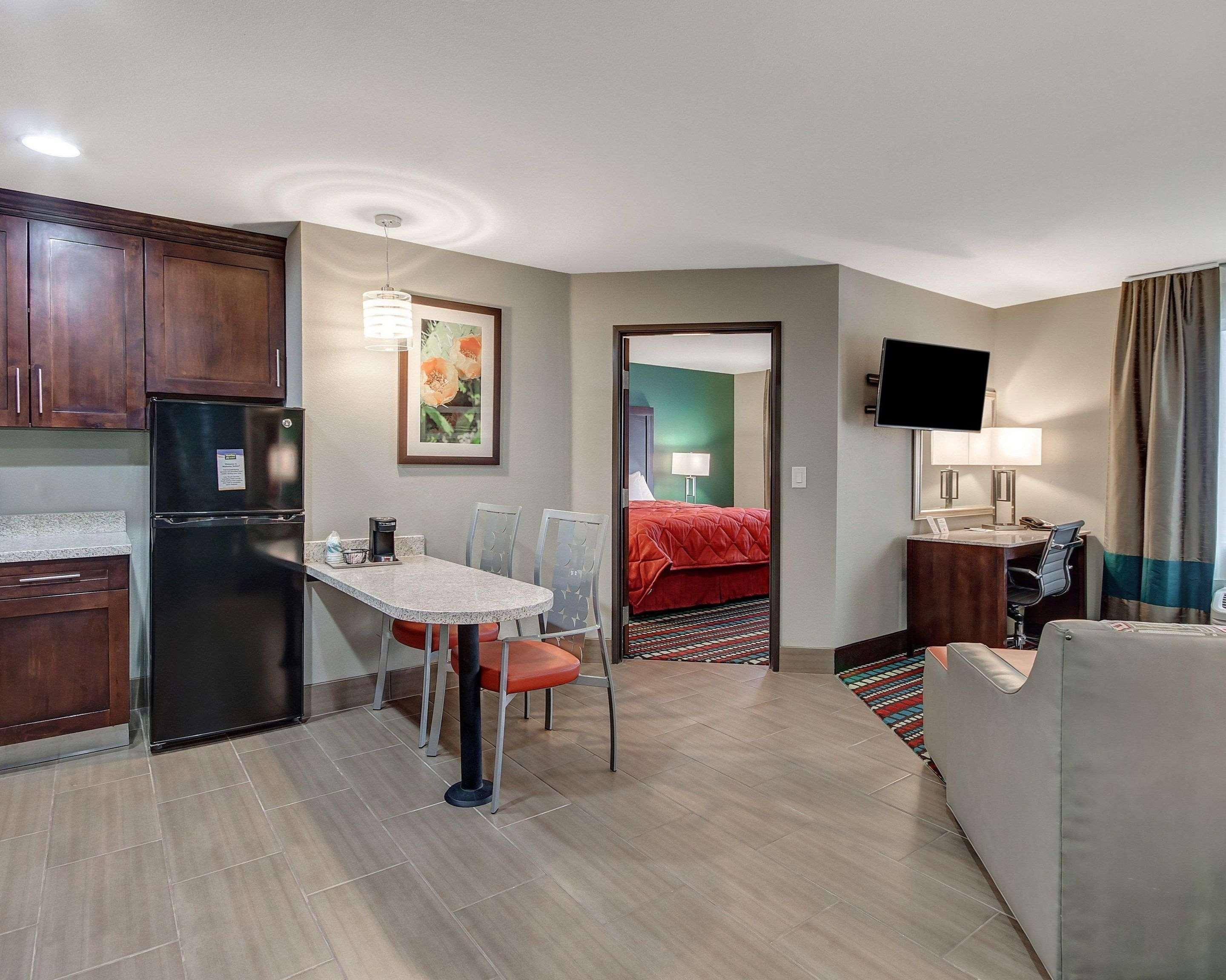 Mainstay Suites Hobbs Exterior photo